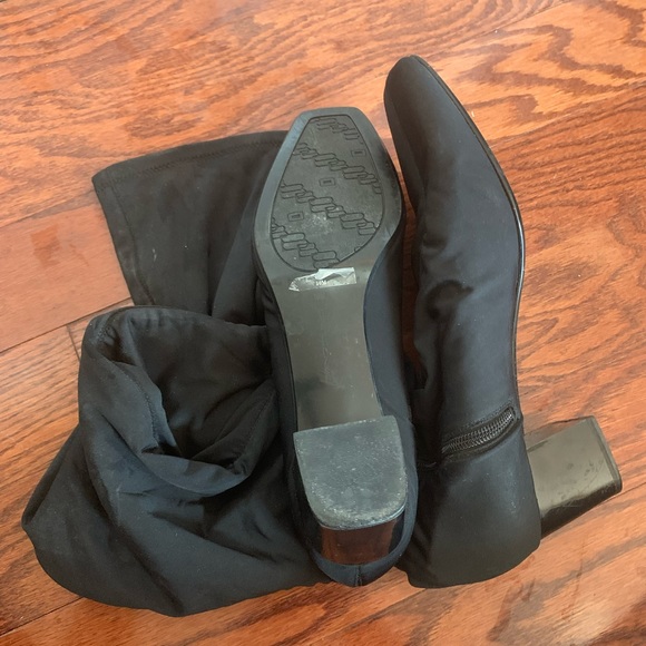 Bandolino High Black Boot Size 10 - Picture 3 of 3